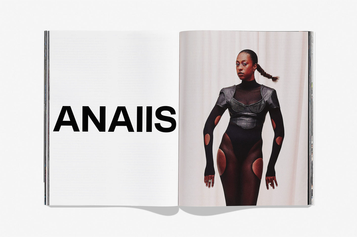 Fact Magazine Autumn/Winter 2021 (anaiis Cover)